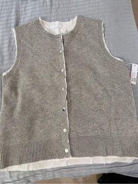 Six Fifty Women's Gray Knit Button-Front Sweater Vest